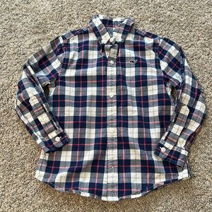 Vineyard Vines lightweight button down shirt
